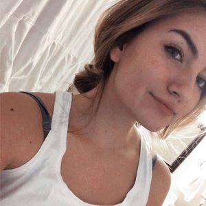 Meet your Posher, Kaylie